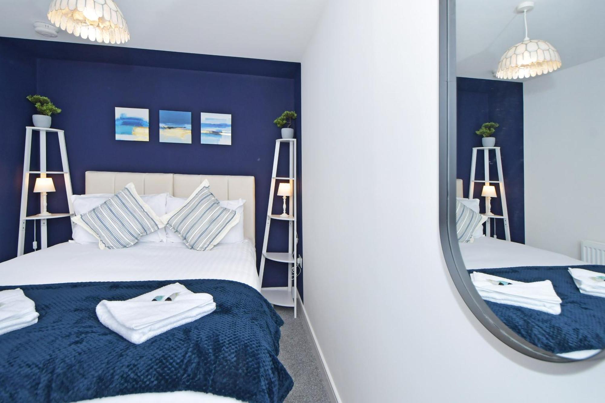 Sapphire Apartments By Yourstays - Luxury 2 Bedroom Apartments In Кру Экстерьер фото