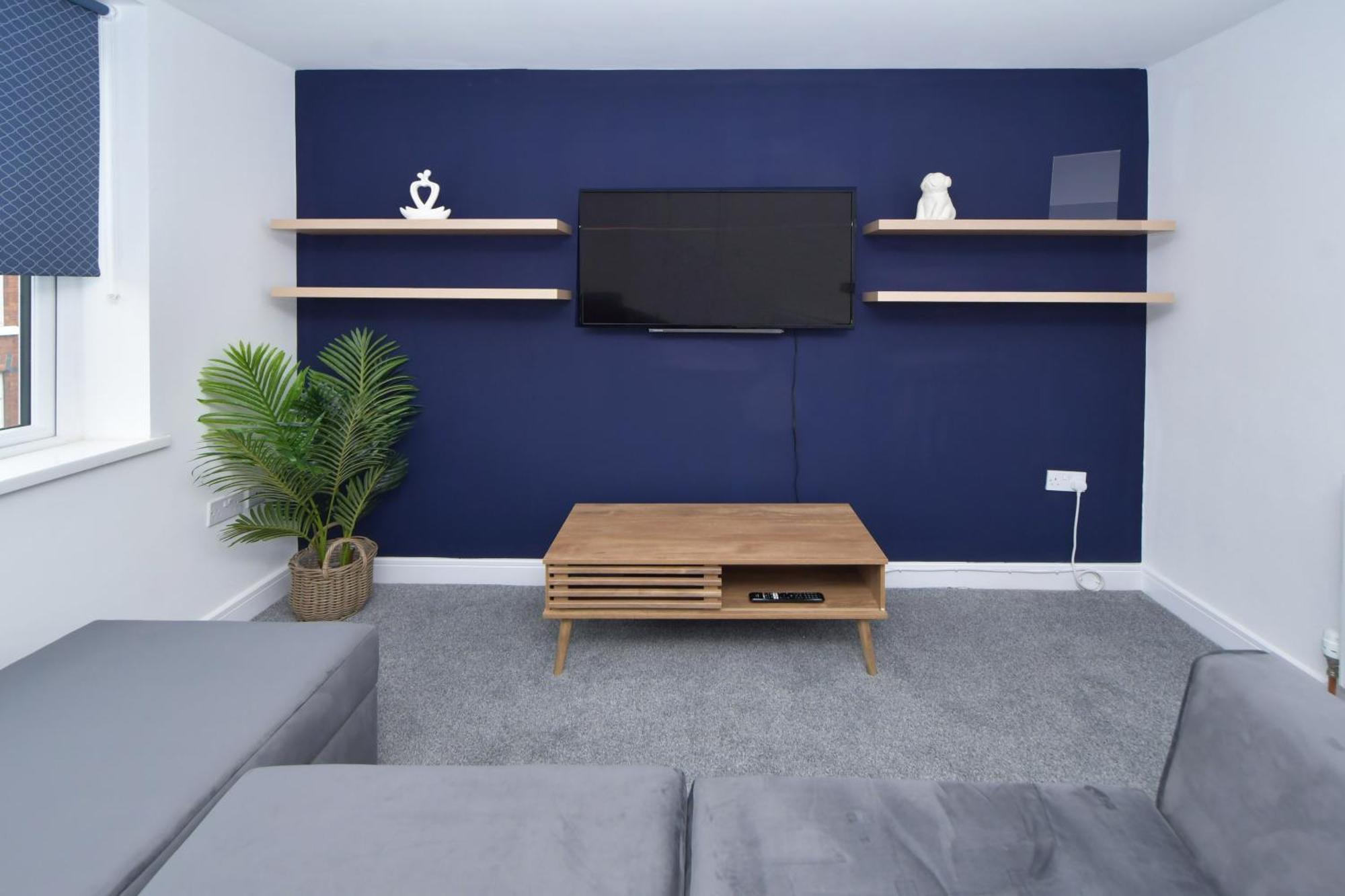 Sapphire Apartments By Yourstays - Luxury 2 Bedroom Apartments In Кру Экстерьер фото